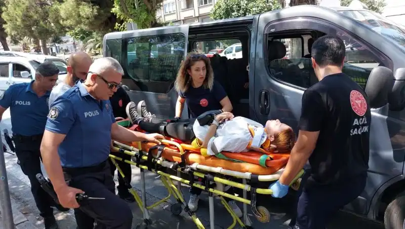 Samsun’da Minibüs ile Kamyon Çarpıştı: Olayın Detayları Alev Alev
