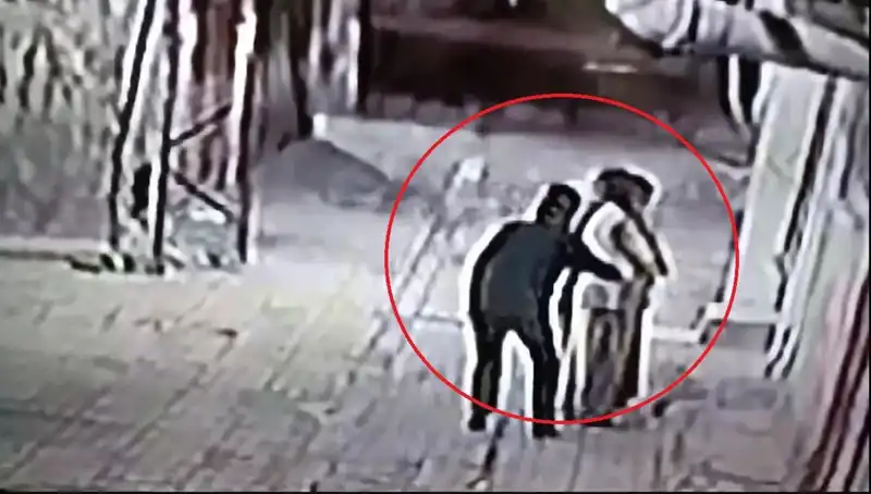 Polisler Kapkaççılara Kıyafet Değiştirerek Baskın Yaptı