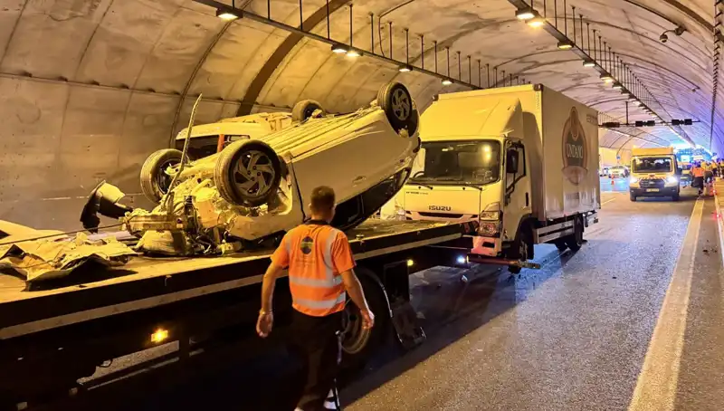 Kuzey Marmara Otoyolu’nda Feci Kaza: Otomobil ve Kamyonet Çarpıştı