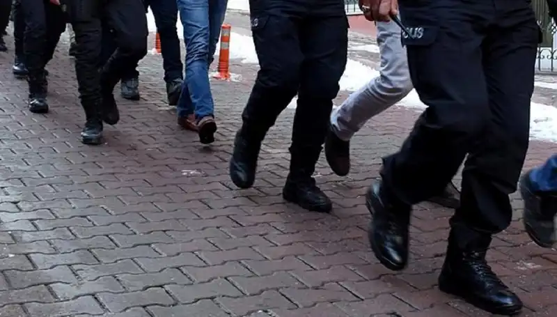 Antalya'da Silah Kaçakçılarına Şok Baskın: Operasyonun Detayları