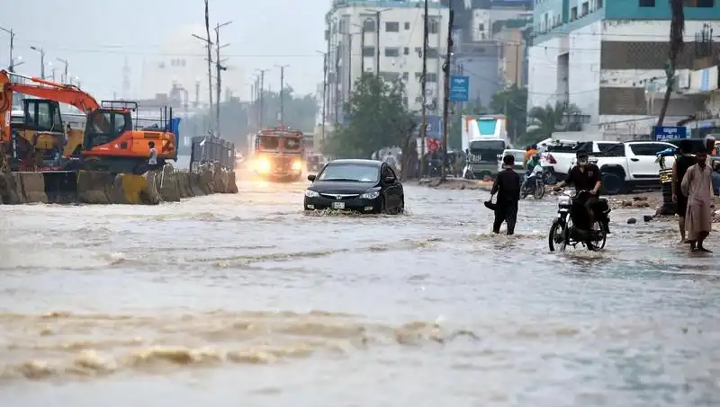 Pakistan'daki Muson Yağmurları Felaketi: Can Kaybı ve Etkileri Derinleşiyor