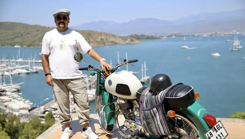 1973 Model Motosikletini Yenileyerek Hayalini Gerçekleştirdi