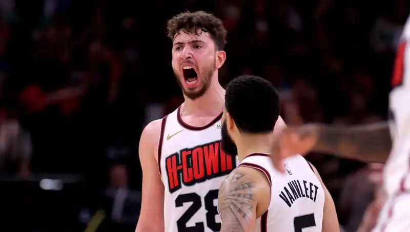 Alperen Şengün'den Tarihi Performans: Rockets, Rakip Serisini Bitirdi