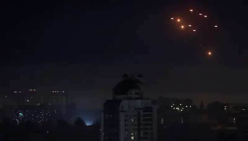 Rusya'nın Kiev’e Yönelen Hava Saldırıları ve Sumyi’deki Tahliyeler: Neler Oluyor?