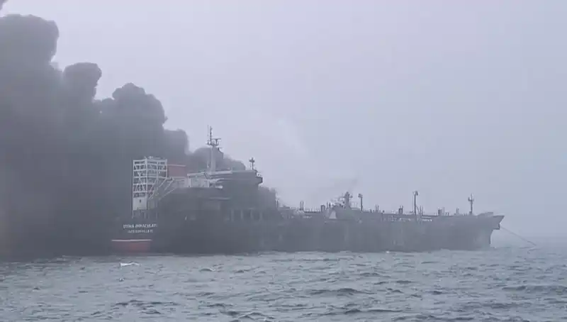 Kuzey Denizi'nde Zehirli Çarpışma: Kaza Sonrası Yasaklı Bölge İlanı
