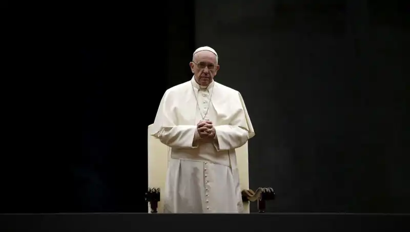 Tarzı ve İnovasyonu ile Dikkat Çeken Papa Francis’in Hayat Hikayesi