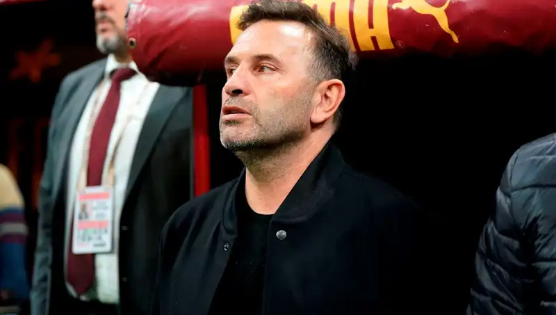 Galatasaray'da Okan Buruk'tan Şaşırtan Tek Değişiklik Fırtınası